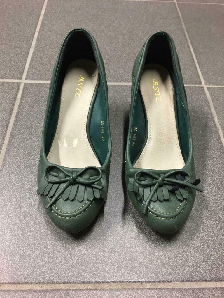 Pumps maat 36, Ophalen of Verzenden, Zo goed als nieuw, Pumps