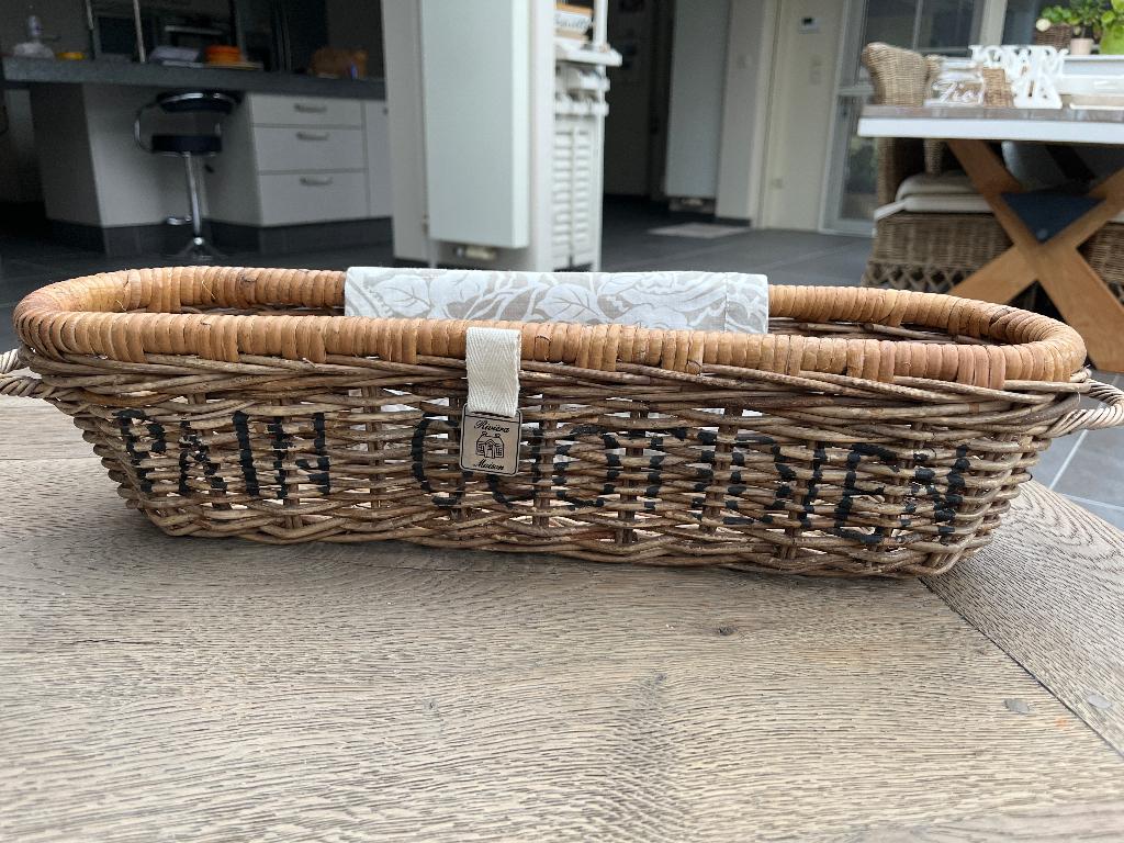 Rieten broodmandje Rivièra maison, Ophalen, Zo goed als nieuw