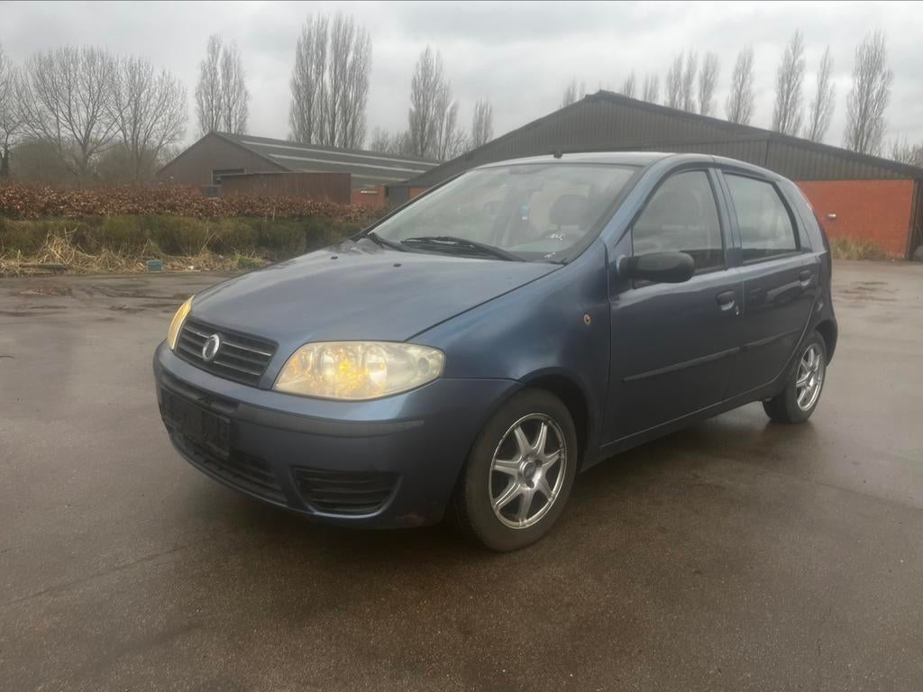 FIAT PUNTO 1.2BÉZINE VAN 2005 MET AIRCO, Autos, Achat, Entreprise, Boîte manuelle, Noir