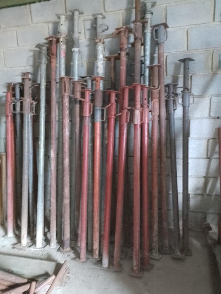 Bouwstutten, Doe-het-zelf en Bouw, Ophalen, Gebruikt, 2 tot 5 meter