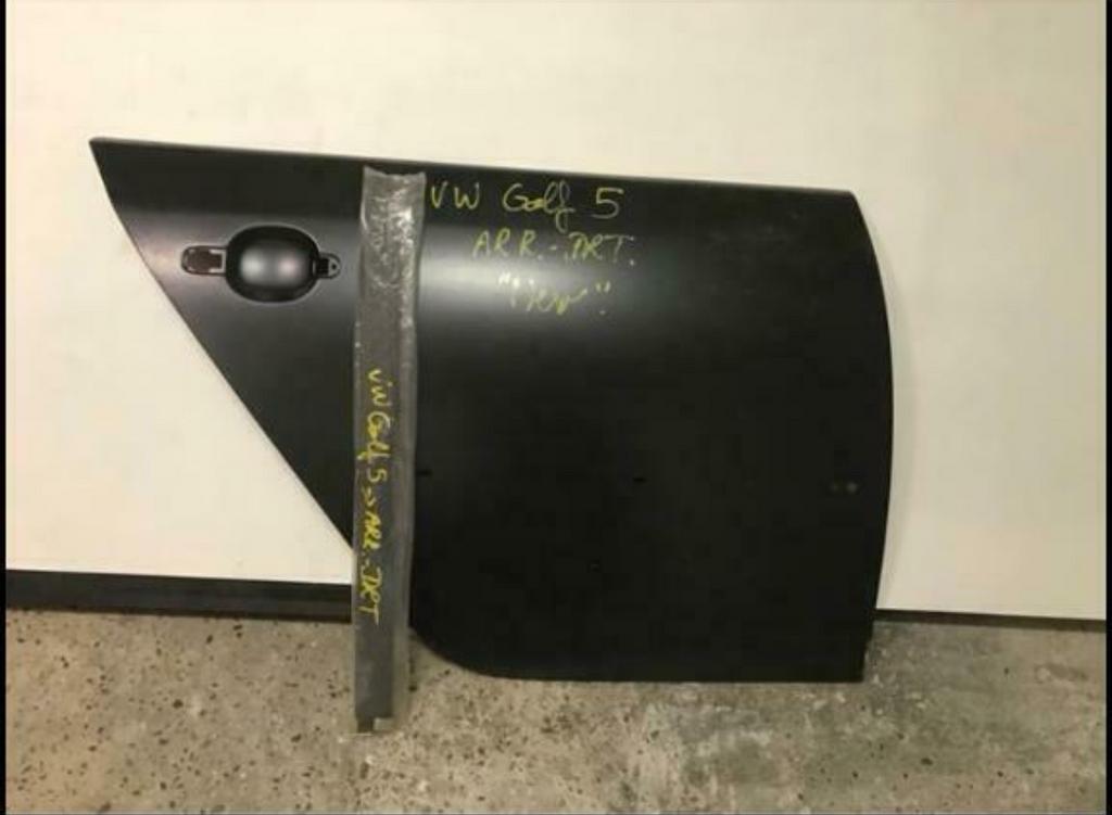 Panneau arrière droit avec sa moulure de porte VW Golf 5, Auto-onderdelen, Interieur en Bekleding, Volkswagen, Nieuw, Ophalen