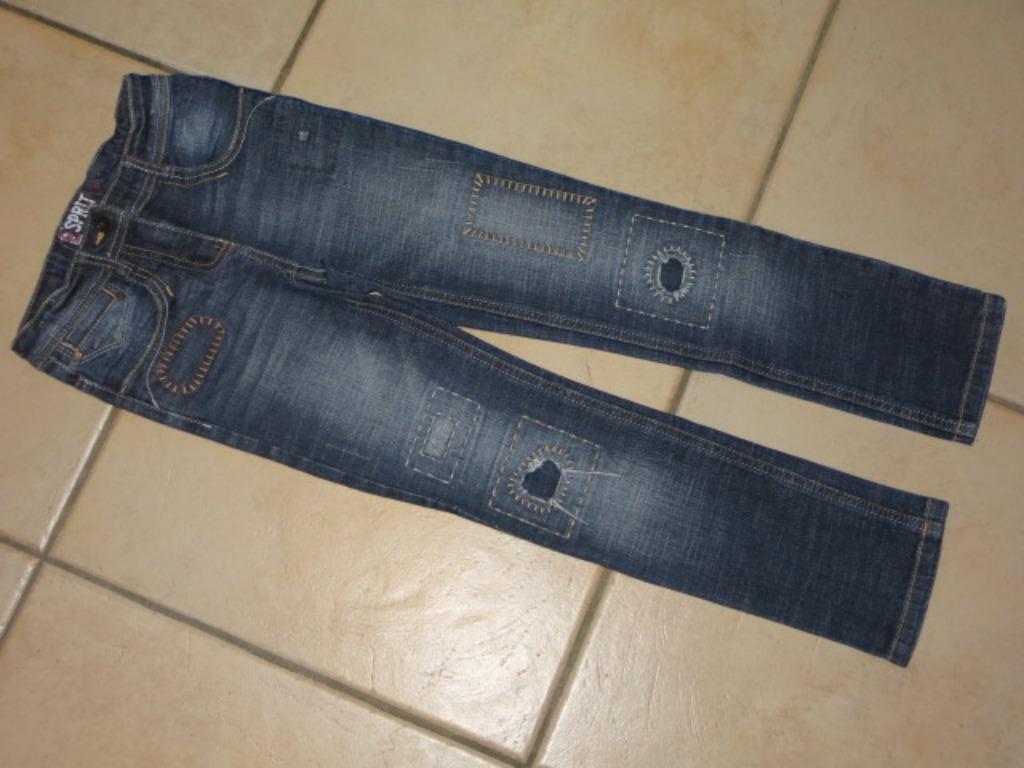 Een leuke jeansbroek Esprit, maat 134, als nieuw, Enfants & Bébés, Vêtements enfant | Taille 134, Pantalon, Comme neuf, Enlèvement