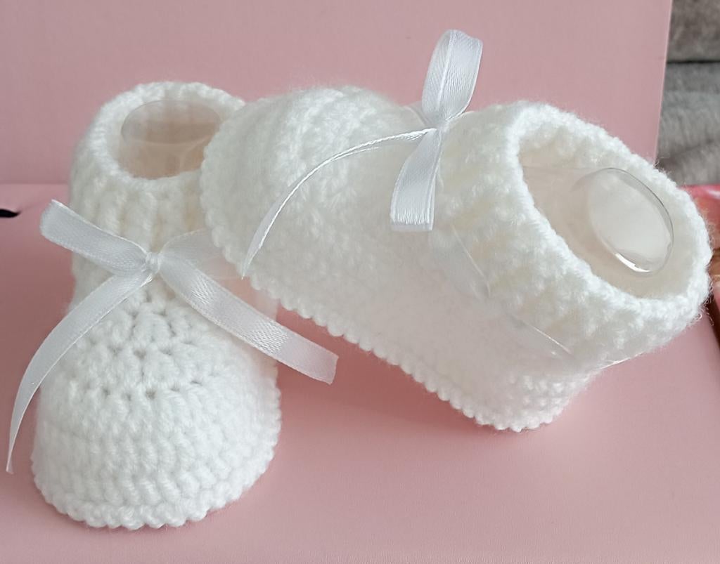 Chaussons bébé Fait main au crochet, Enfants & Bébés, Neuf, Garçon ou Fille, Fait main, Enlèvement