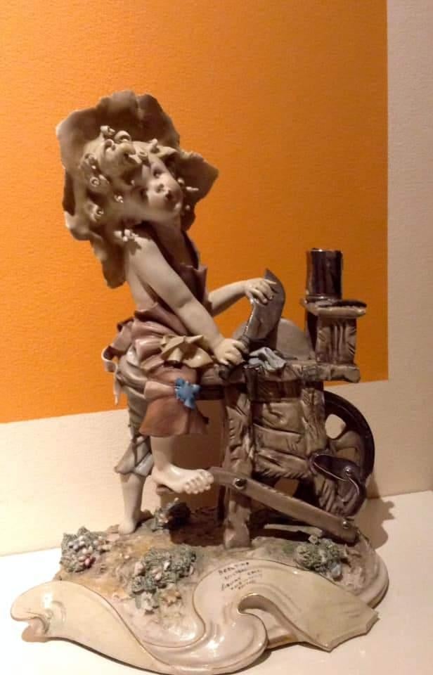 Figurine porcelaine "No Molestar" Capodimonte, Enlèvement ou Envoi