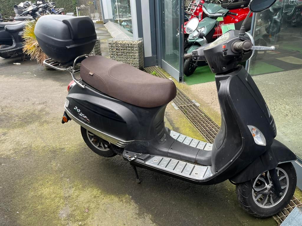 Turbho rl 125cc, Fietsen en Brommers, Ophalen, Gebruikt, Benzine, Overige merken