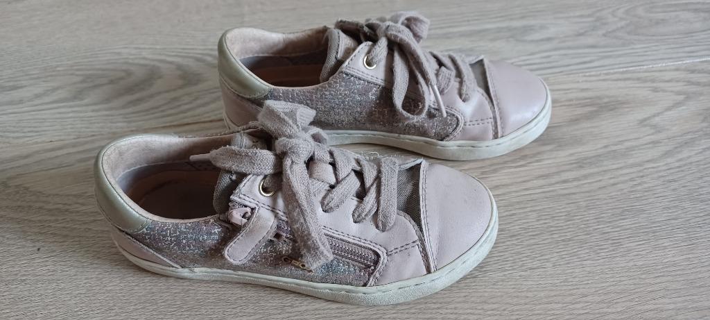 Schoenen maat 31 - Geox - meisje, Gebruikt, Meisje, Schoenen, Ophalen of Verzenden