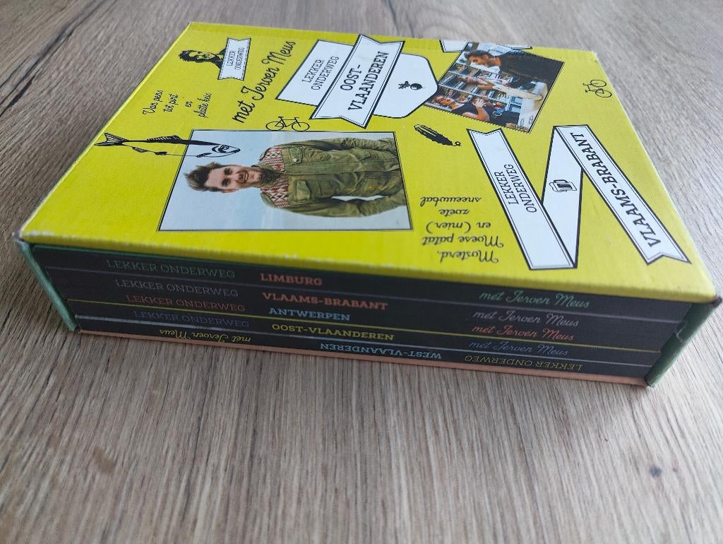 Culinaire box - lekker onderweg - Jeroen Meus, Boeken, Ophalen of Verzenden, Zo goed als nieuw
