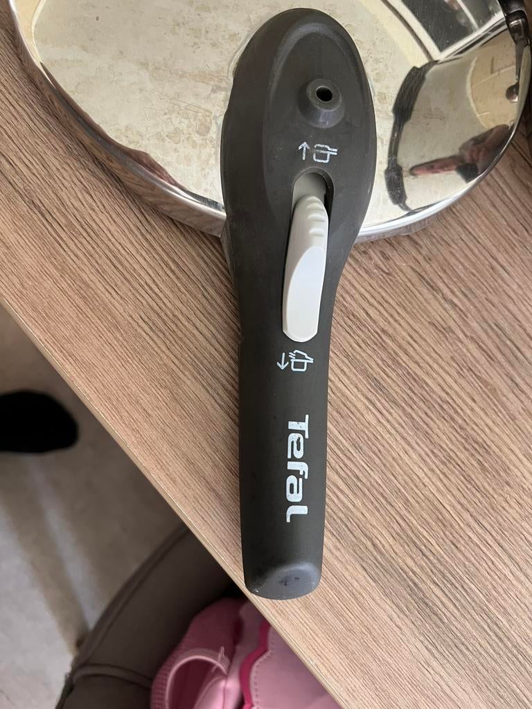 Cocot as pressions 6 litre marque Tefal, Enlèvement ou Envoi, Comme neuf, Inox