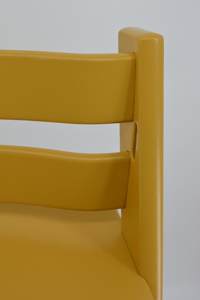 Stokke Tripp Trapp Sunflower Yellow – Refurbished model, Kinderen en Baby's, Kinderstoelen, Verzenden, Zo goed als nieuw, Meegroeistoel