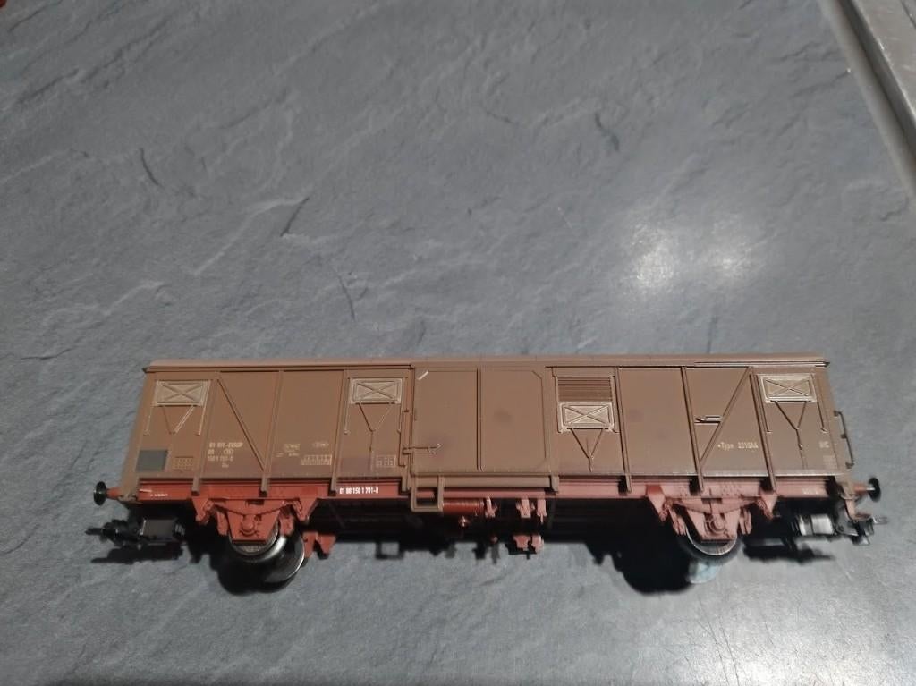 Marklin HO gesloten goederenwagon NMBS 4731, Enlèvement ou Envoi, Courant alternatif, Wagon, Comme neuf