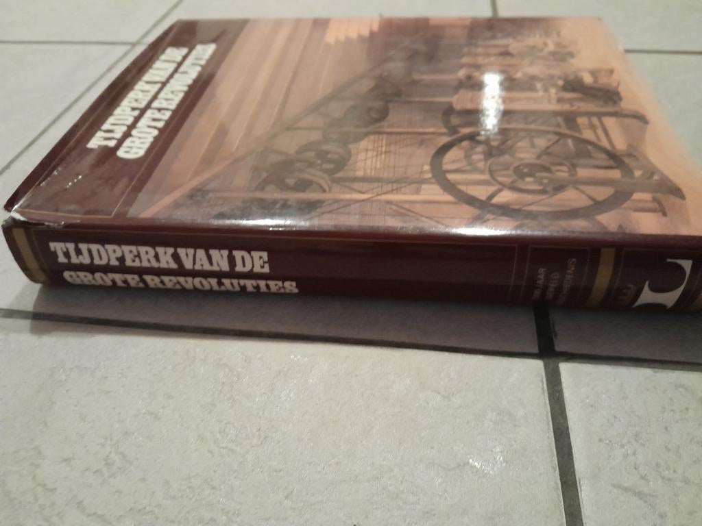 Tijdperk van de grote revoluties, Boeken, Ophalen, Gelezen