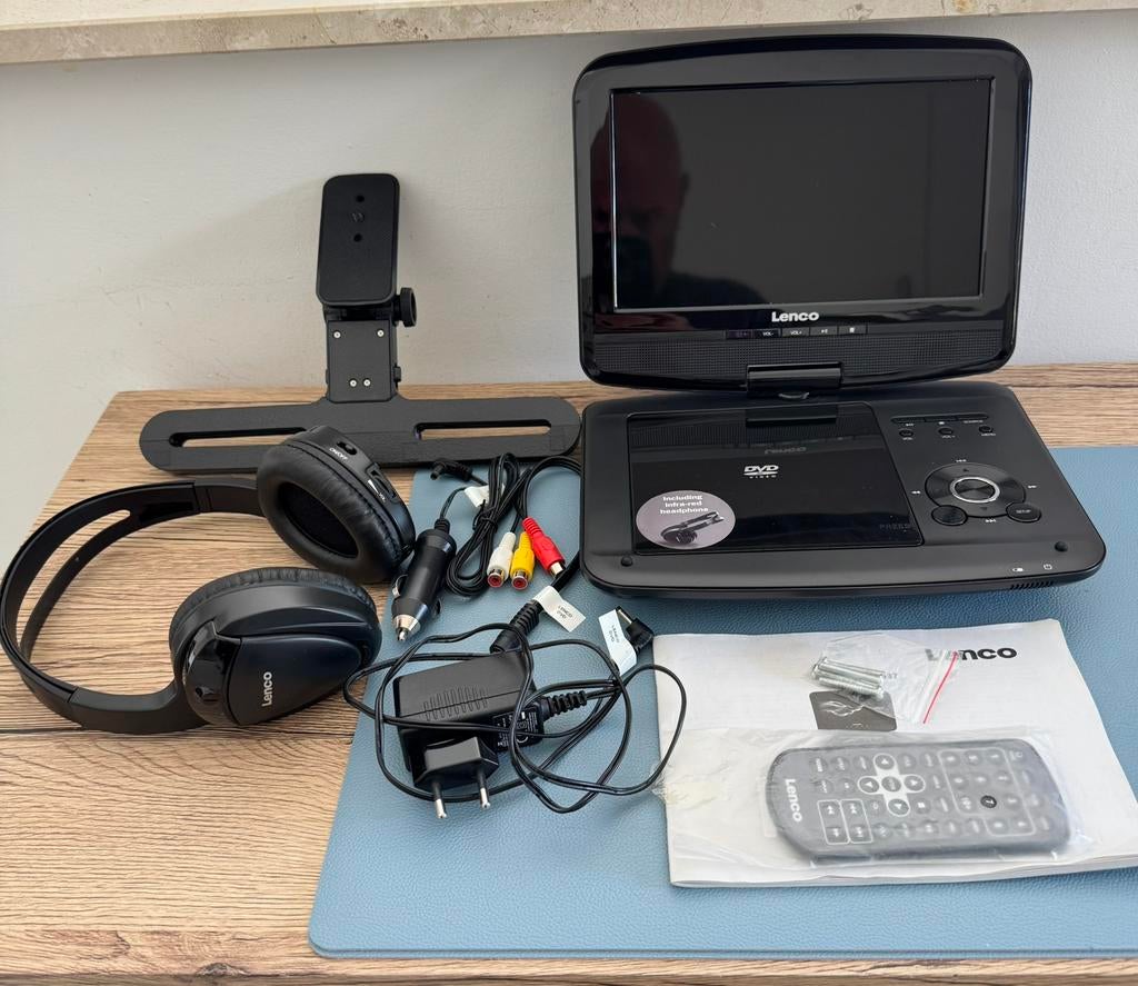 Lenco DVP-937 - Portable DVD-speler - 9 inch - Zwart, Audio, Tv en Foto, Ophalen, Zo goed als nieuw, Dvd-speler