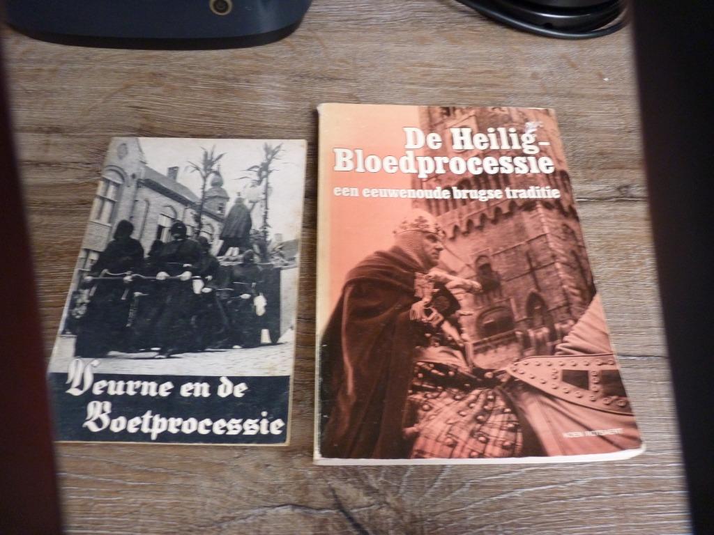 Boeken : H. Bloedprocessie Brugge en boeteprocessie Veurne, Ophalen of Verzenden, Gebruikt, Boek, Christendom | Katholiek
