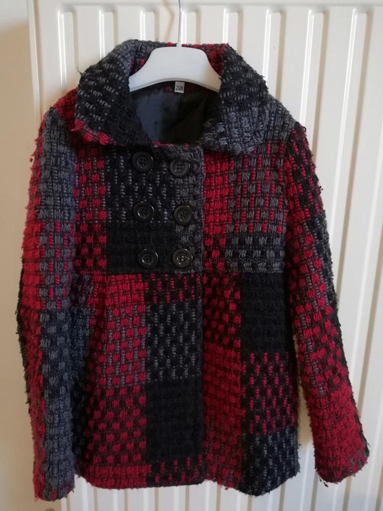 Manteau en laine - 7 ans - 122 - rouge - gris - noir, Enlèvement ou Envoi, Utilisé, Fille, Manteau