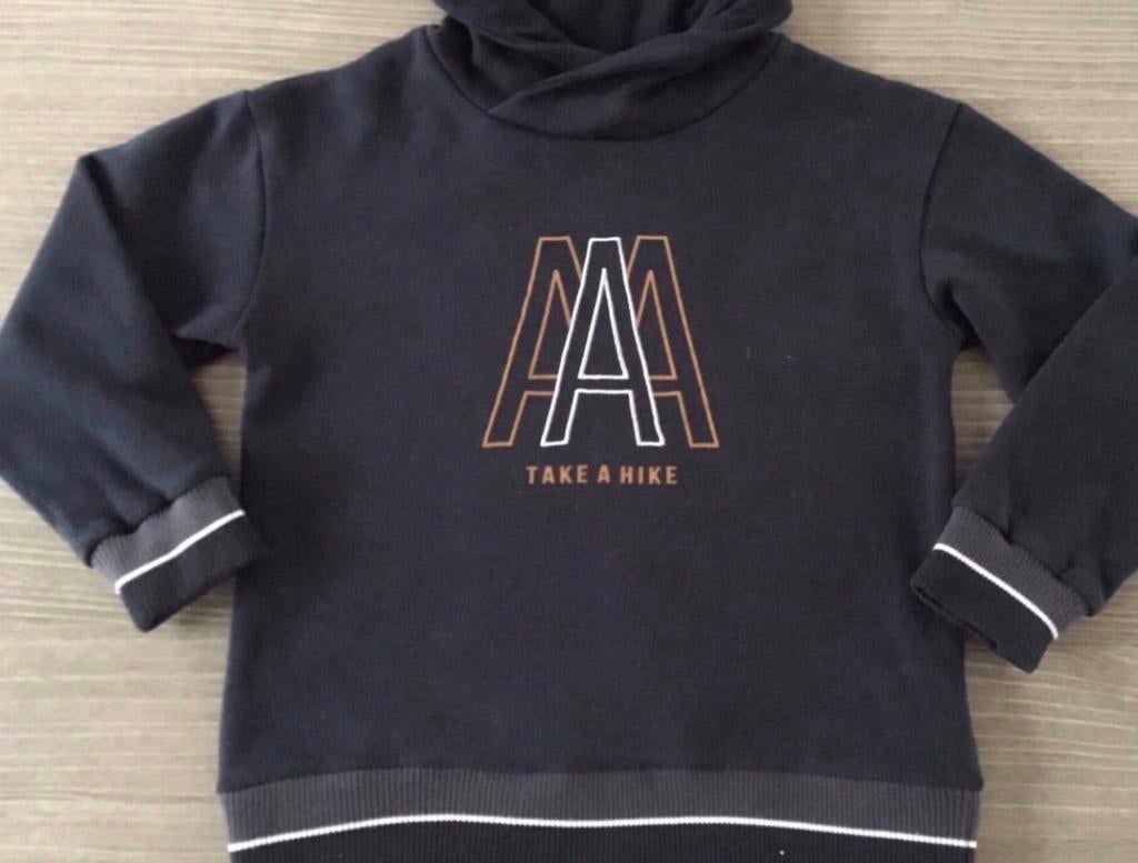 Mayoral nukutavake, sweater maat 10, Kinderen en Baby's, Kinderkleding | Maat 140, Ophalen, Zo goed als nieuw, Jongen