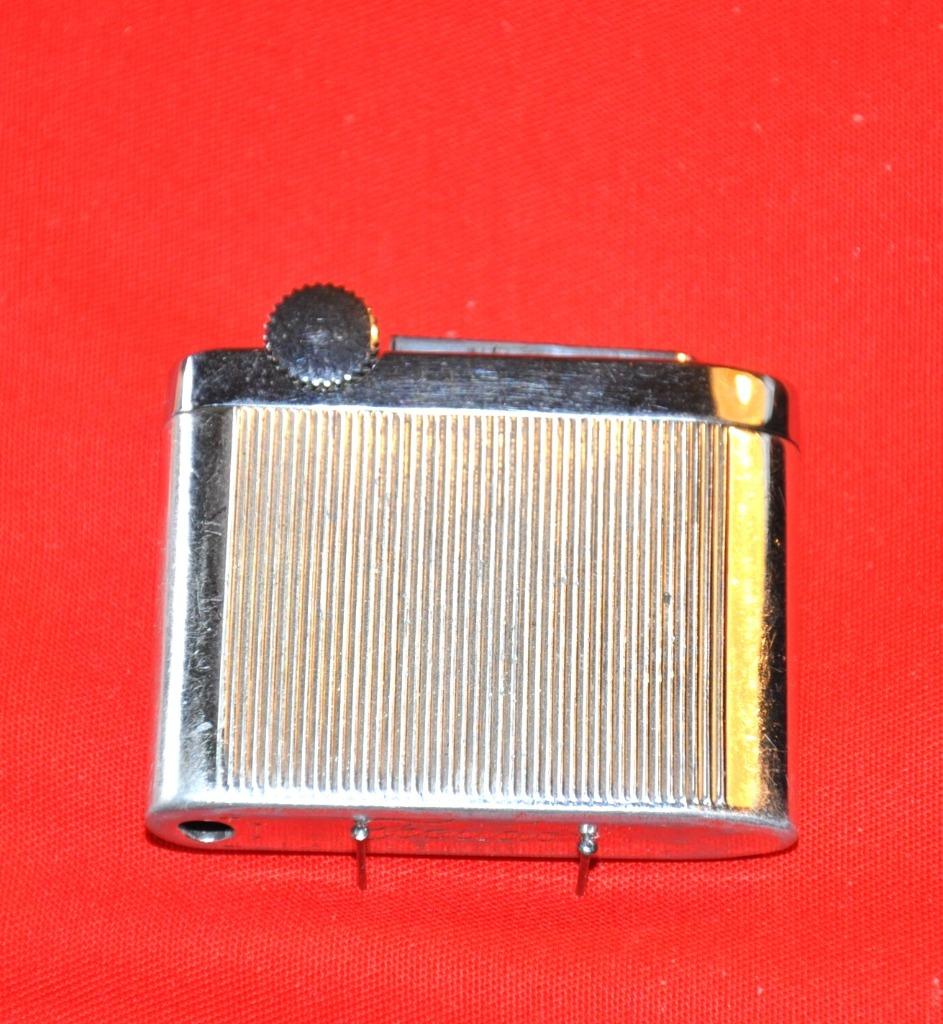 briquet feudor pour collection (2), Ophalen of Verzenden, Gebruikt, Aansteker