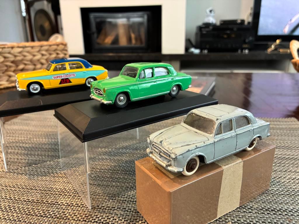 collection Peugeot 403 eligor norev dinky toys, Ophalen, Gebruikt, Dinky Toys