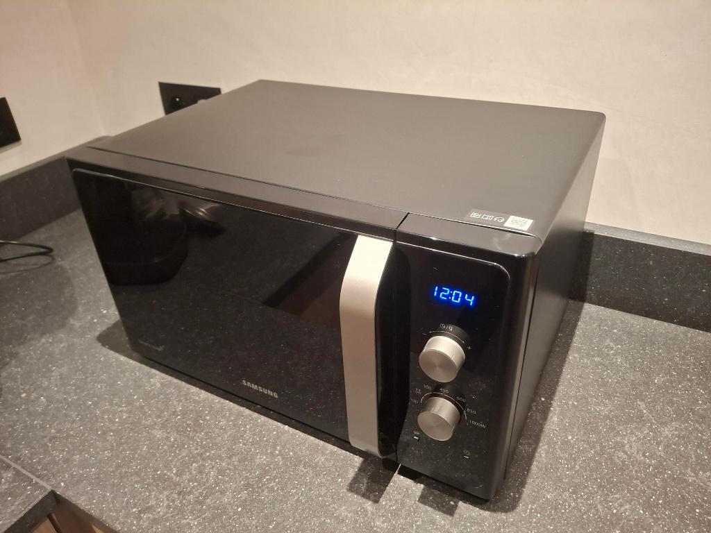 Microgolf Samsung - 2 jaar oud, Comme neuf, Moins de 45 cm, Enlèvement, Micro-ondes