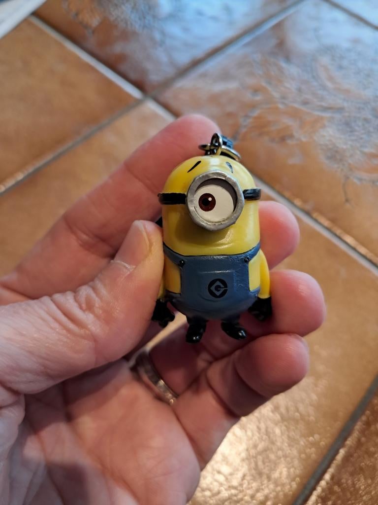 Minion Universal Studio sleutelhanger, Ophalen of Verzenden, Zo goed als nieuw, Knuffel of Figuurtje