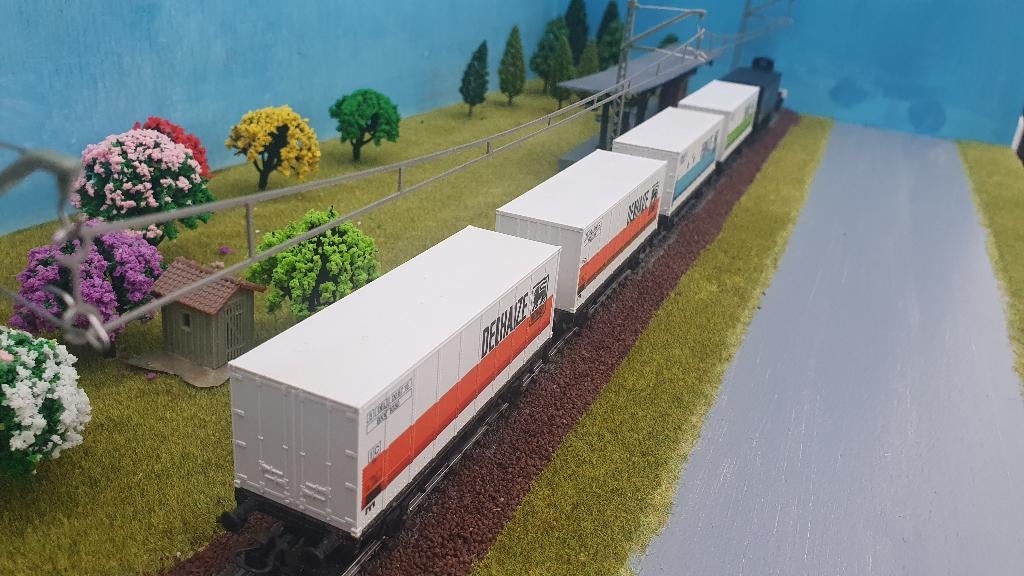 5 wagons Märklin Delhaize H0, Wisselstroom, Treinset, Nieuw, Ophalen of Verzenden