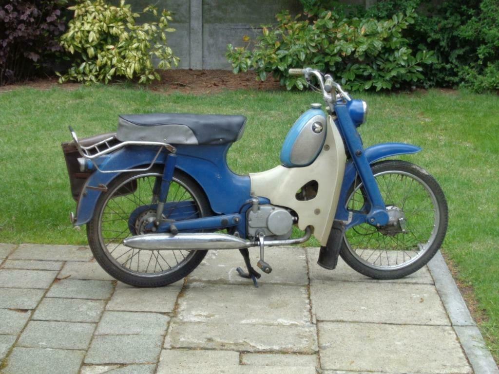 Quelqu'un reconnait cette bécane/cyclomoteur Honda C310S?, Fietsen en Brommers, Gebruikt, Overige modellen, Ophalen of Verzenden