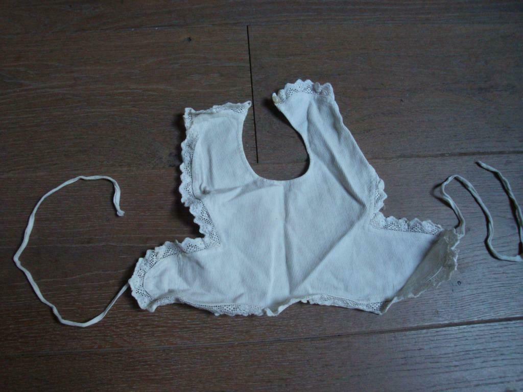 Ancien bavoir pour poupée jouet, Enfants & Bébés, Enlèvement ou Envoi