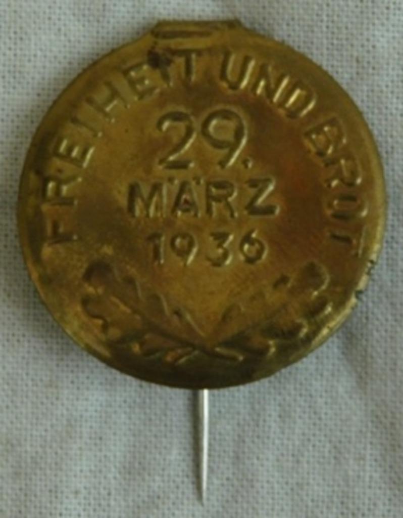 Speld / Tinnie / Dagspeld, Verkiezingsdag Reichstag 1936.(2), Verzamelen, Ophalen of Verzenden, Overige soorten, Overige typen
