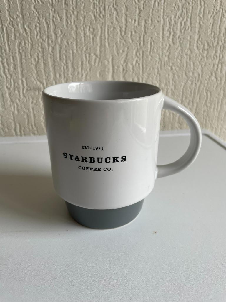Nooit gebruikte klassieke Starbucks coffee mug - koffietas, Enlèvement ou Envoi, Neuf, Autres matériaux, Tasse et/ou soucoupe