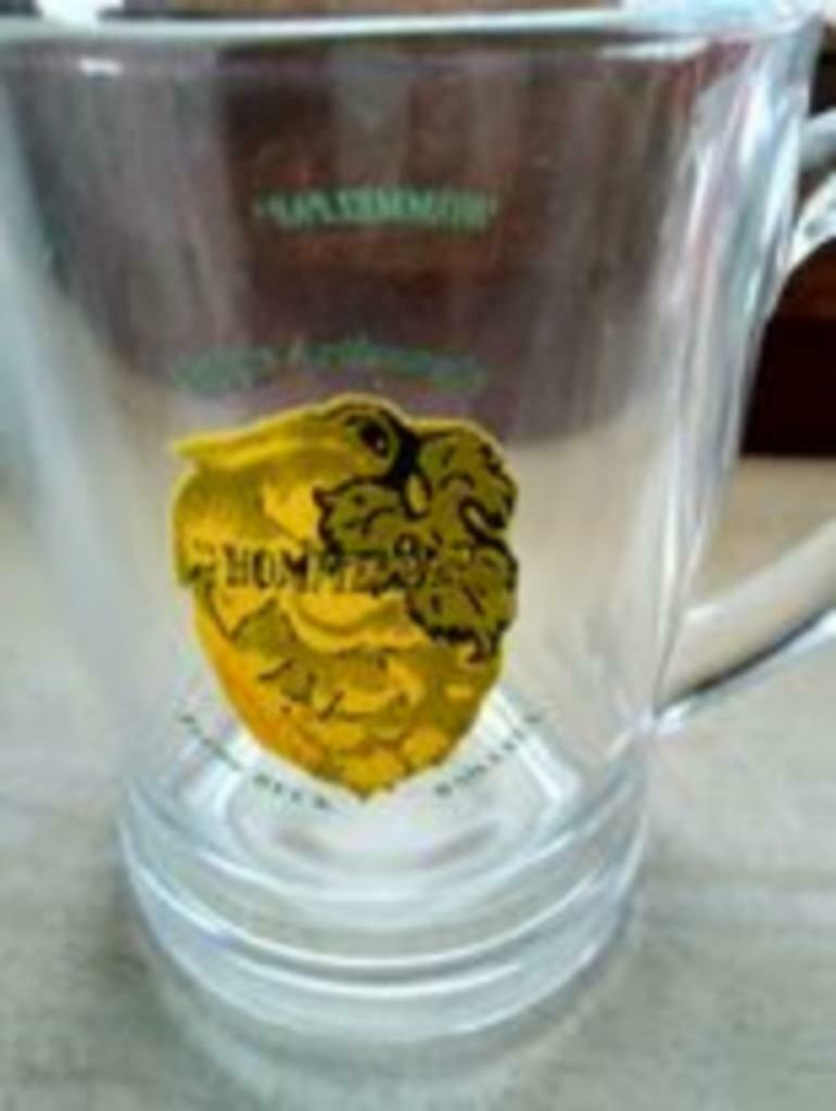 Bierglas Hommelpap 2 stuks., Enlèvement, Comme neuf, Verre ou Verres