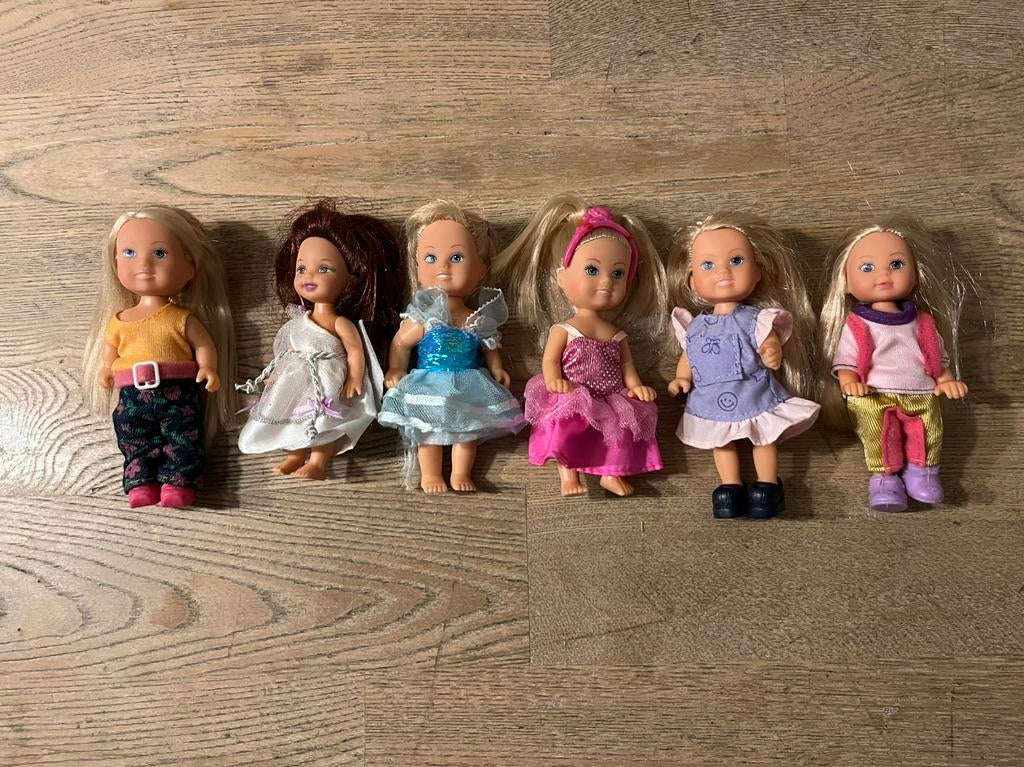 Kleine popjes., Kinderen en Baby's, Speelgoed | Poppen, Ophalen, Zo goed als nieuw