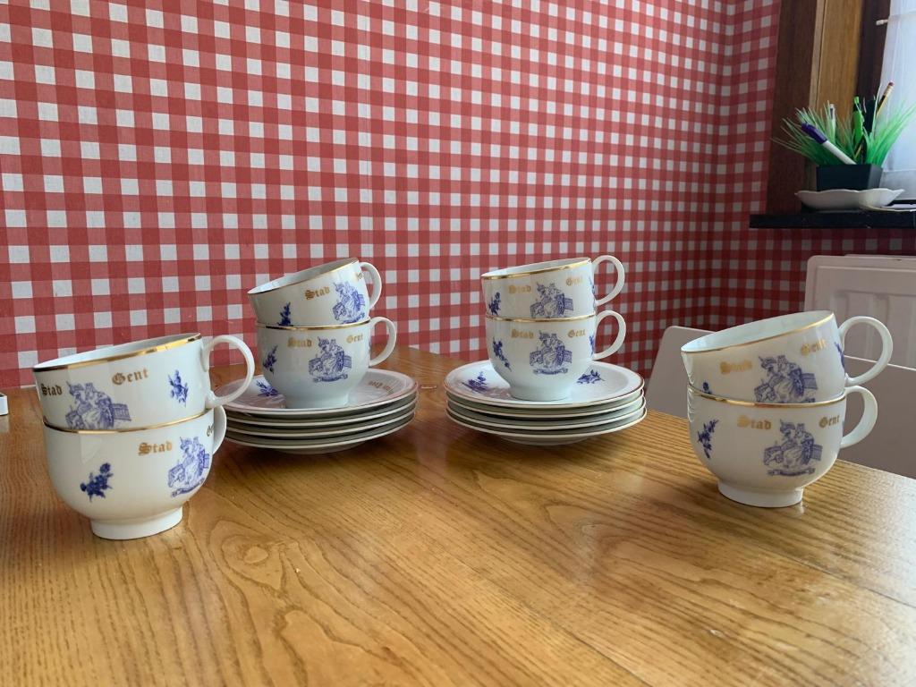 8-delig koffieservies Stad Gent, Antiek en Kunst, Ophalen