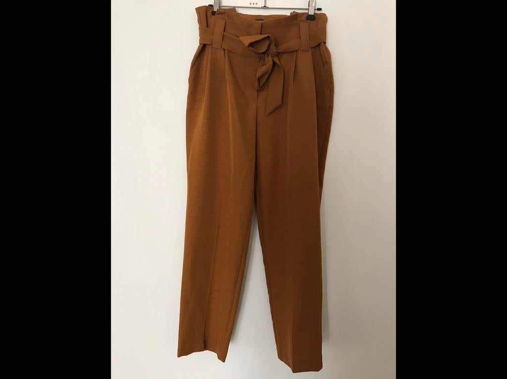 Toffe nieuwe broek  mosterd geel mt 38 NIEUW, Kleding | Dames, Ophalen of Verzenden, Zo goed als nieuw, Geel