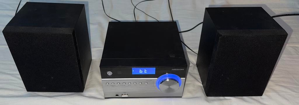 Medion radio, bt, cd stereo, Ophalen of Verzenden, Gebruikt, Radio, Met cd-speler