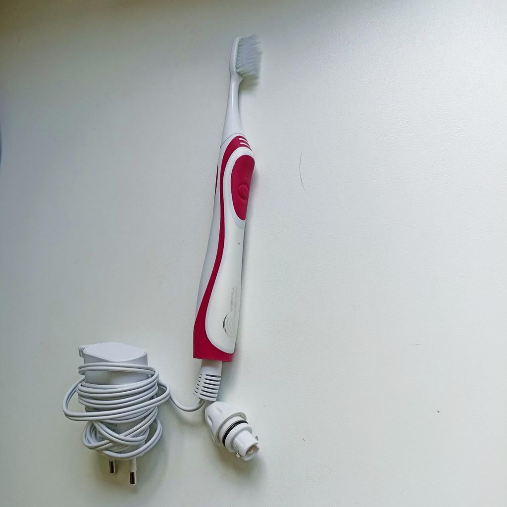 Brosse à dents électrique HYBRID Timer, avec son chargeur, Enlèvement ou Envoi, Utilisé, Hygiène bucco-dentaire