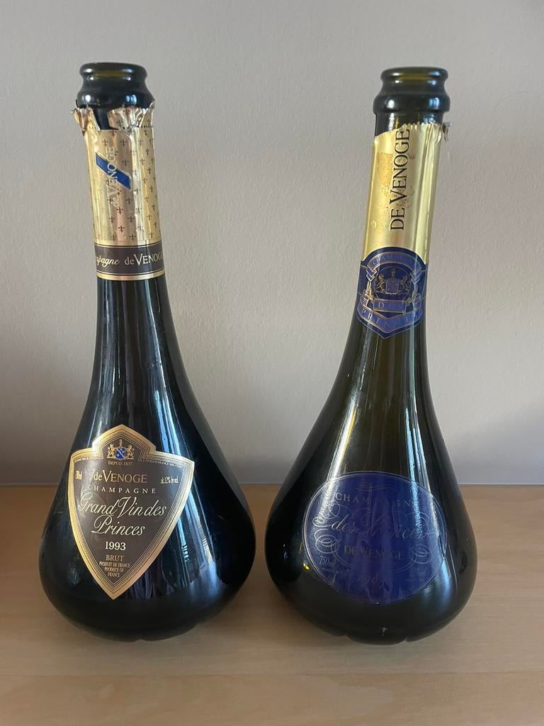 Lege champagne flessen de Venoge 1983 en 1993, Verzamelen, Ophalen of Verzenden