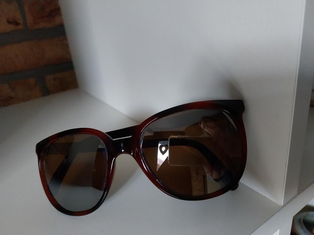Zonnebril Loubsol, Enlèvement, Lunettes de soleil