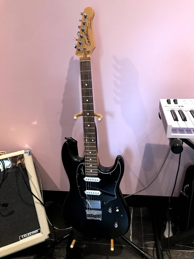 Godin Session HT black, Enlèvement, Utilisé, Solid body, Autres marques