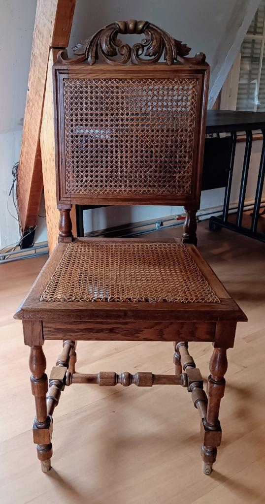 Prachtige gesculpteerde houten stoel ca 1870 met rotan, Ophalen