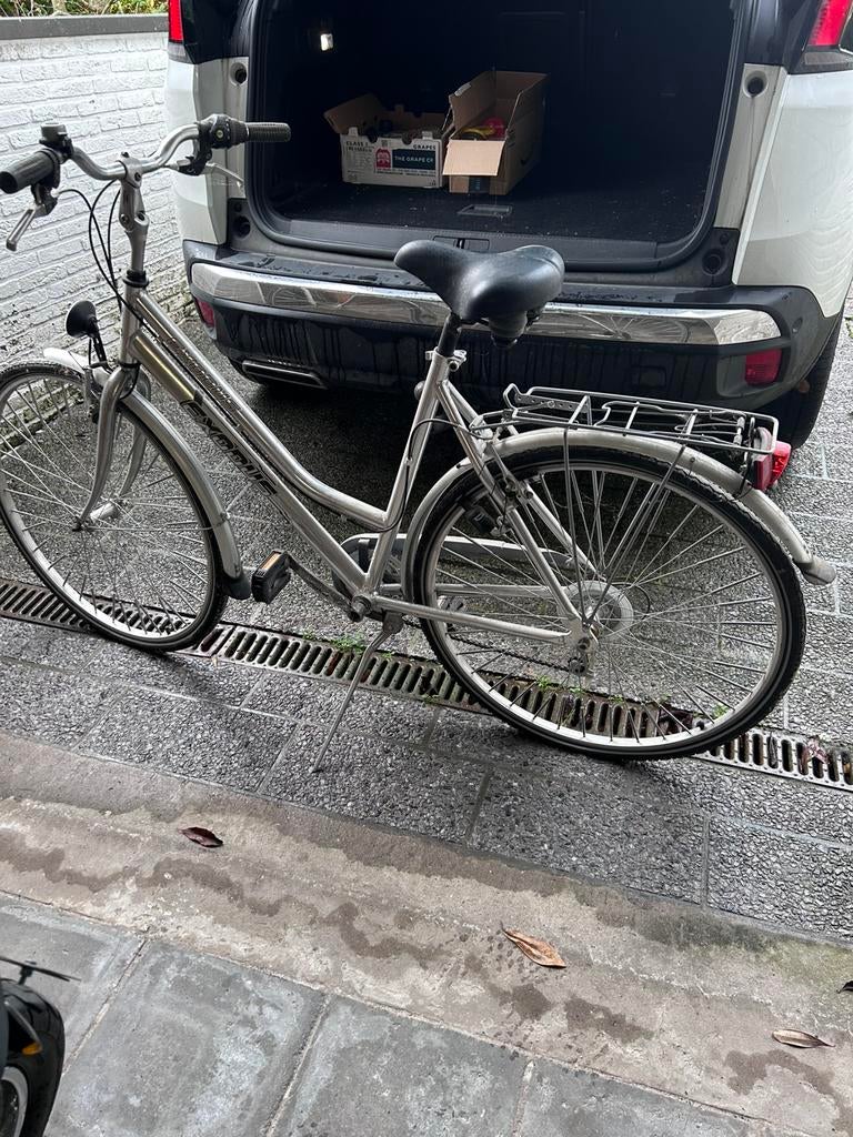 Damesfiets exodus, Fietsen en Brommers, Ophalen, Zo goed als nieuw