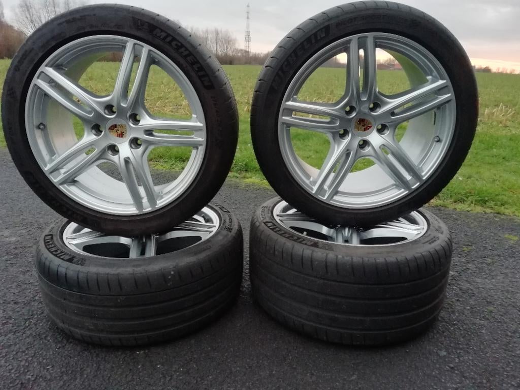 prachtige porsche velgen, Ophalen, Gebruikt, 275 mm, Banden en Velgen