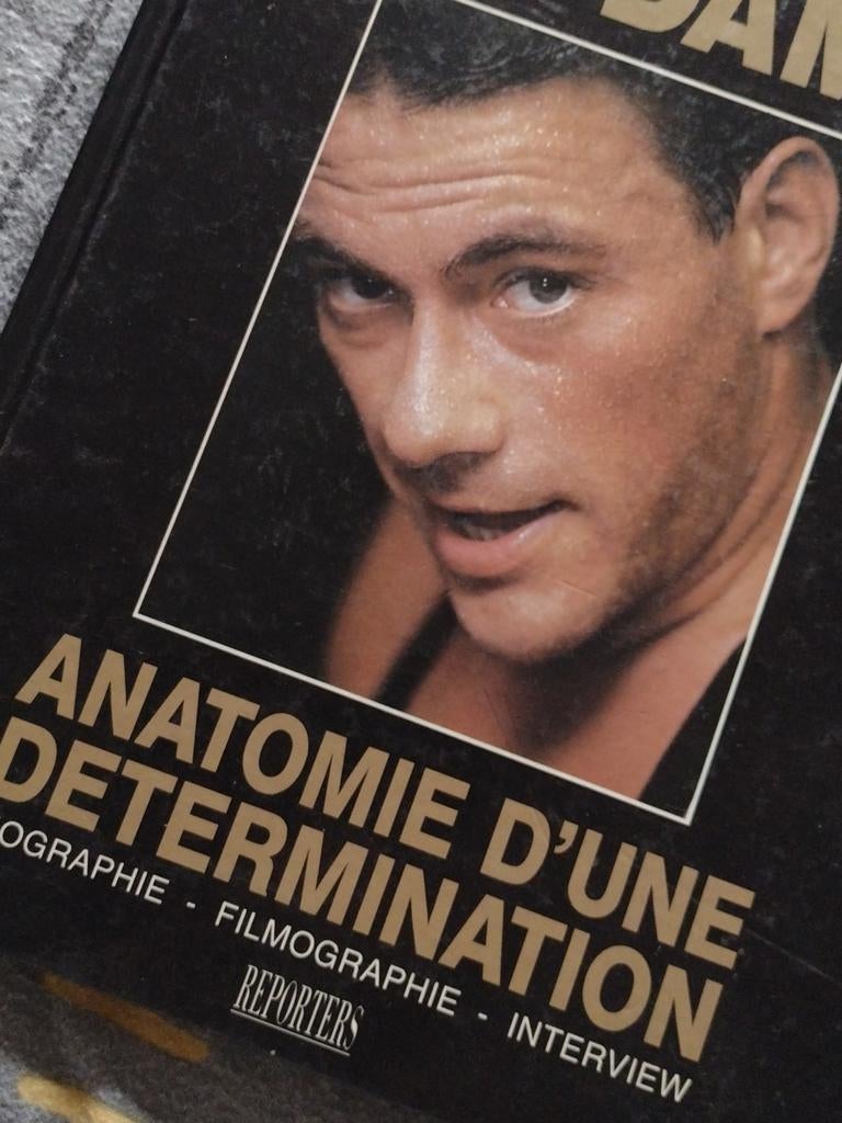 Livre Biographie dédicacé Jean-Claude van Damme, Boeken, Biografieën