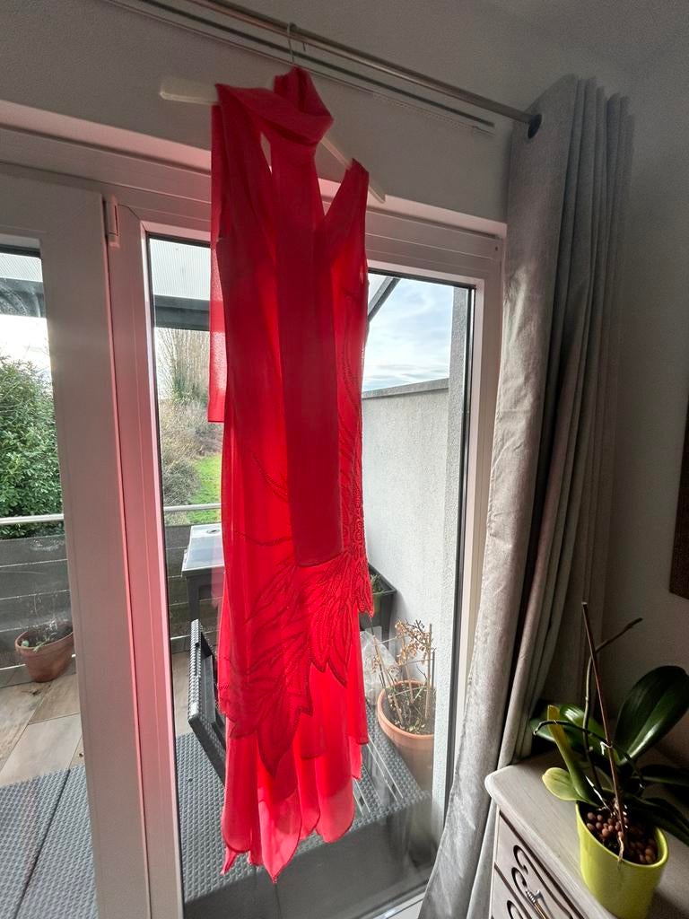 Robe de cocktail taille 40, Enlèvement ou Envoi, Comme neuf