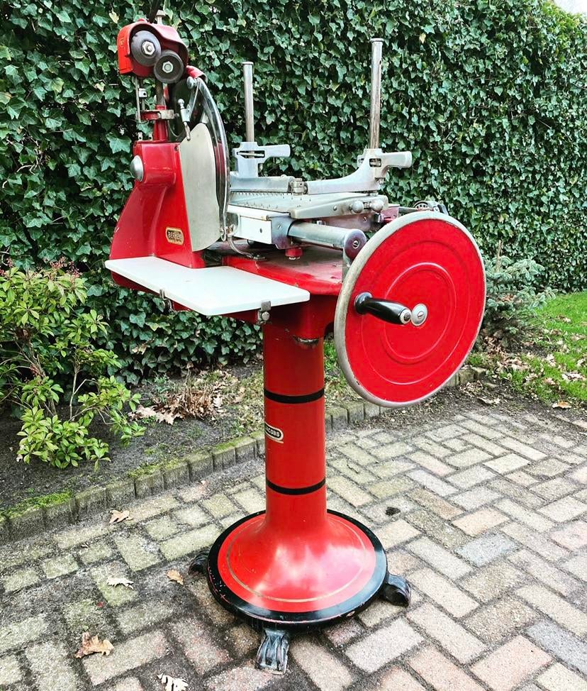 GEVRAAGD OUDE BERKEL SNIJMACHINE VLEESSNIJMACHINE HANDWIEL, Antiquités & Art, Enlèvement