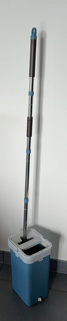 Dweilemmer, Enlèvement, Seau, Bac ou Chariot à balais