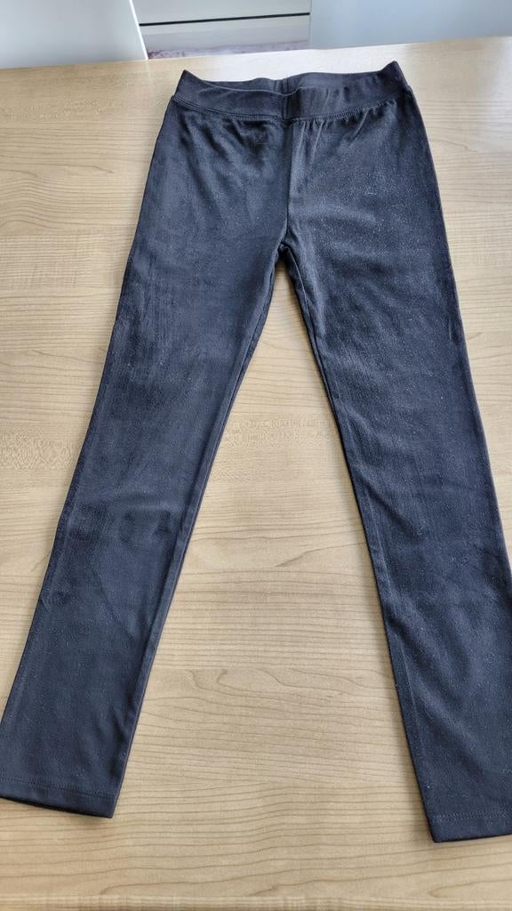 Broek zwart maat 134, Ophalen of Verzenden, Zo goed als nieuw, Broek