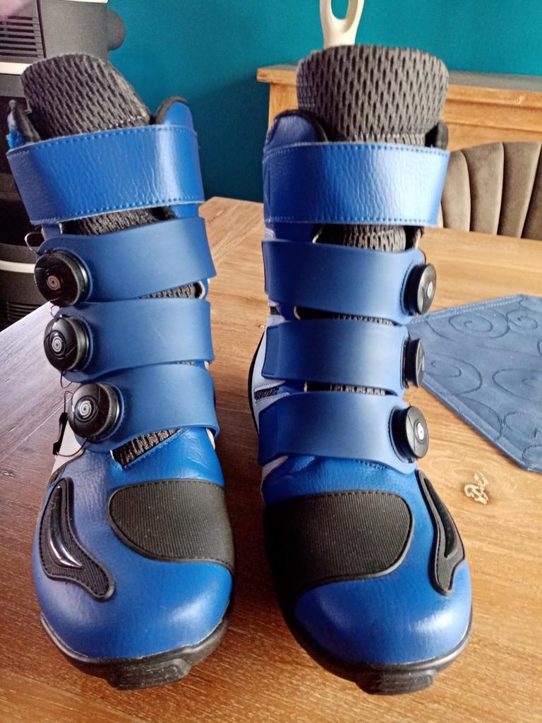 Motor schoenen, maat 42...1x gedragen, bijna nieuw! Bieden, Motoren, Kleding | Motorkleding, Ophalen of Verzenden, Tweedehands