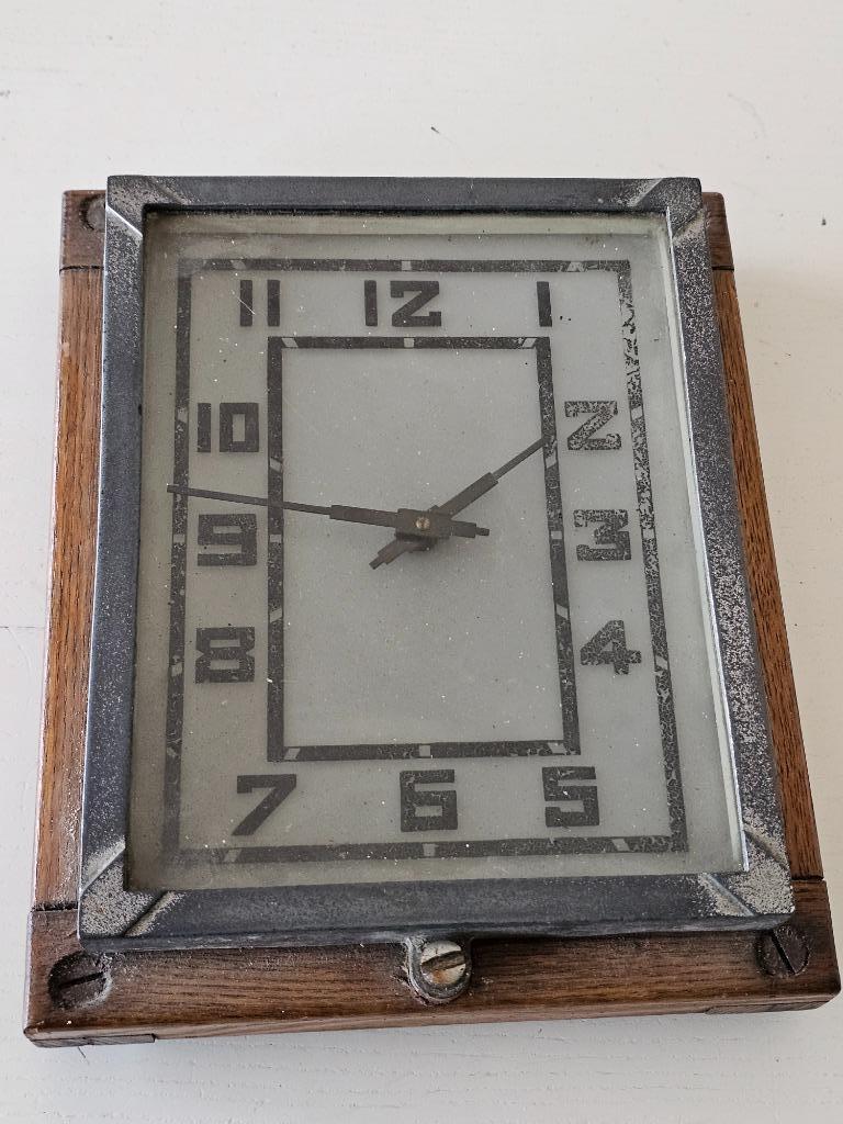 Art deco klok swiss, Ophalen of Verzenden