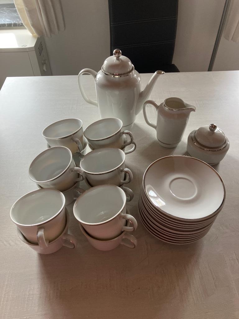 Service à café, Maison & Meubles, Cuisine | Vaisselle, Enlèvement, Comme neuf, Uni, Service complet