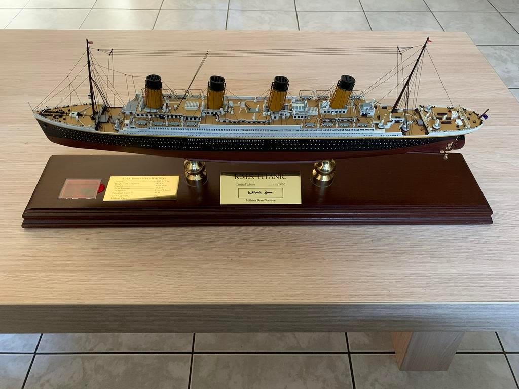 Titanic - Franklin Mint Limited Edition Millvina Dean, Enlèvement, Comme neuf, Autres marques