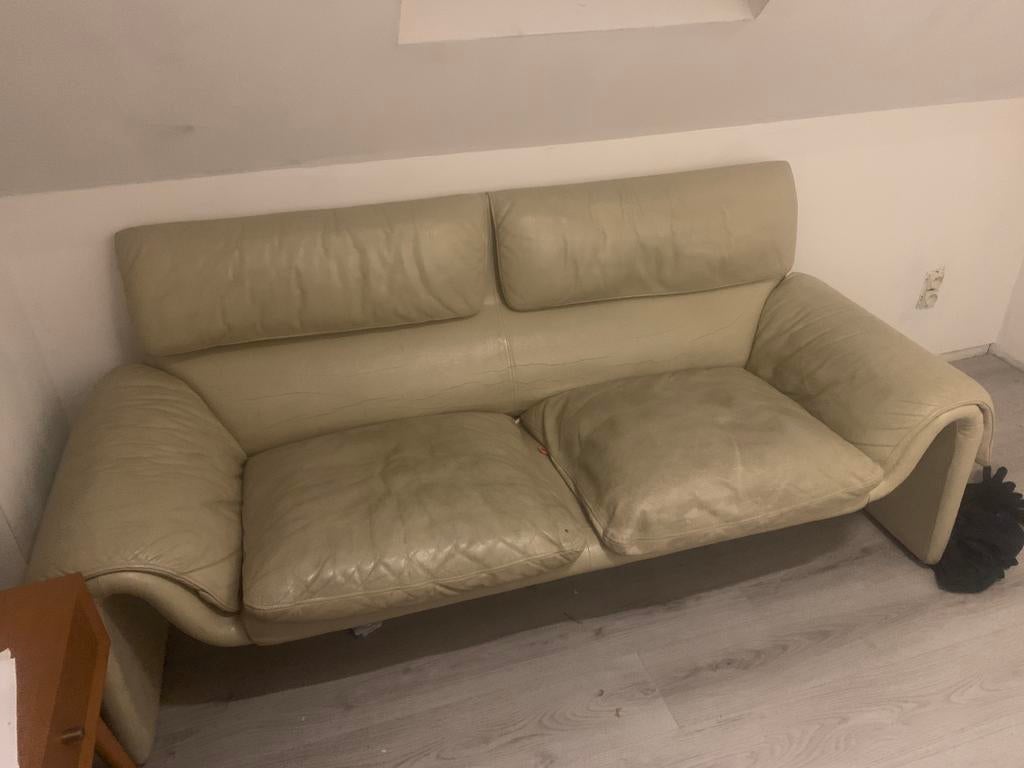 Zetel, Enlèvement, Comme neuf